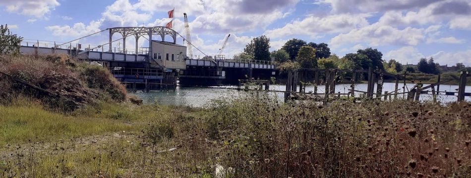 2022-09-28 15 Angles Way 23 - Oulton Broad.jpg