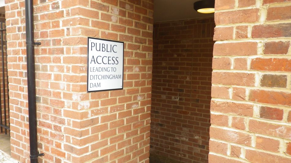 2018-04-04 17 Outney Flood.jpg