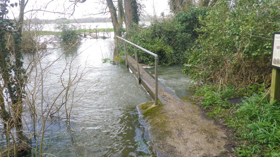 2018-04-04 22 Outney Flood.jpg