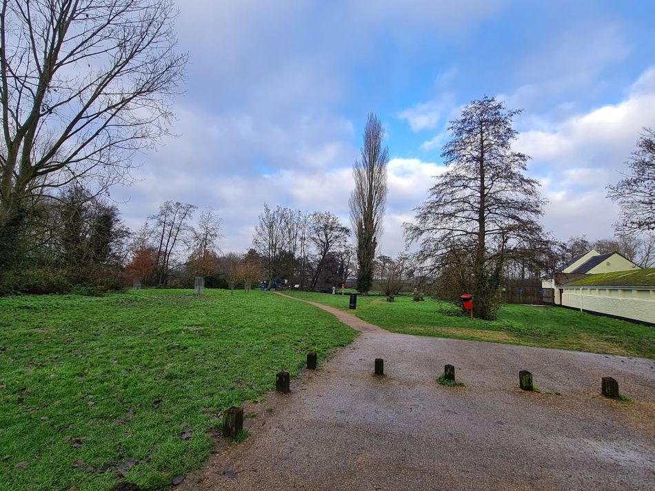 2020-12-09 14 Earsham Bridge and Falcon Meadow.jpg