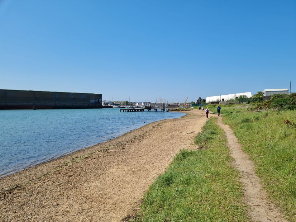 2023-05-20 17 ShelterBoots - Give Dave a good send off.jpg