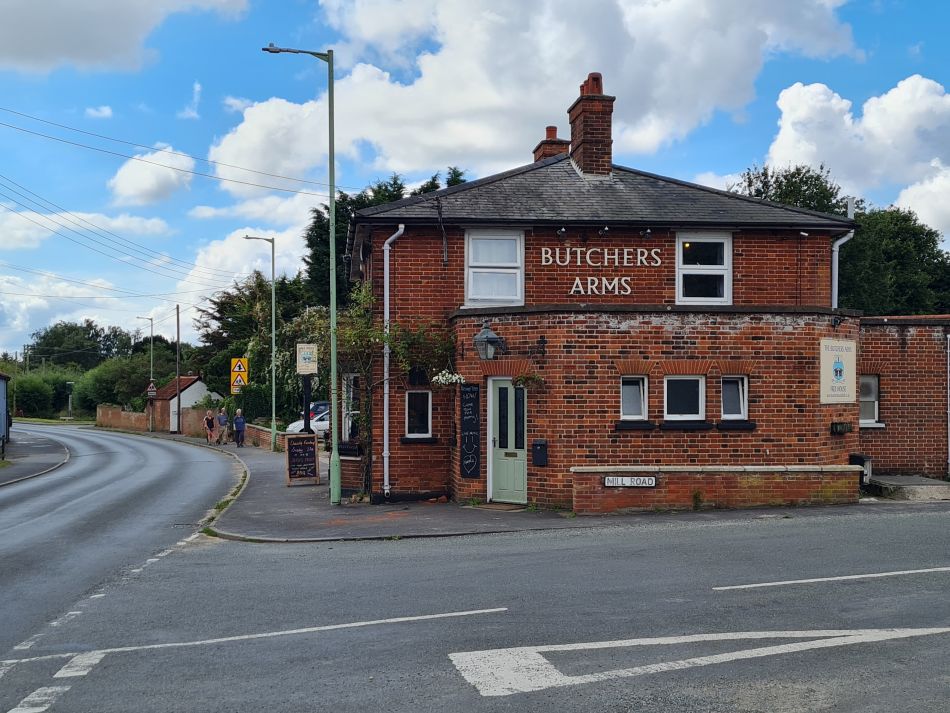 2023-08-28 25 Knodishall and Aldringham.jpg