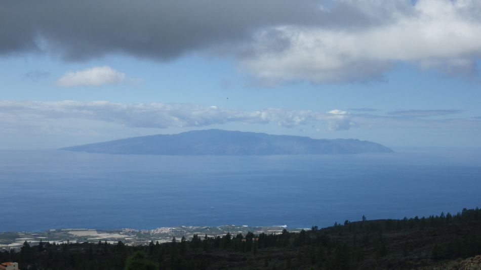 2020-01-22 15 Walk 13 Guia NE East SW West.jpg