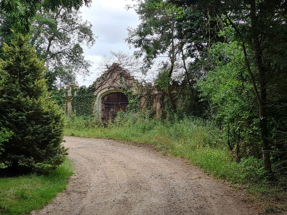 2022-07-07 04 Angles Way 16 - Homersfield and Earsham.jpg