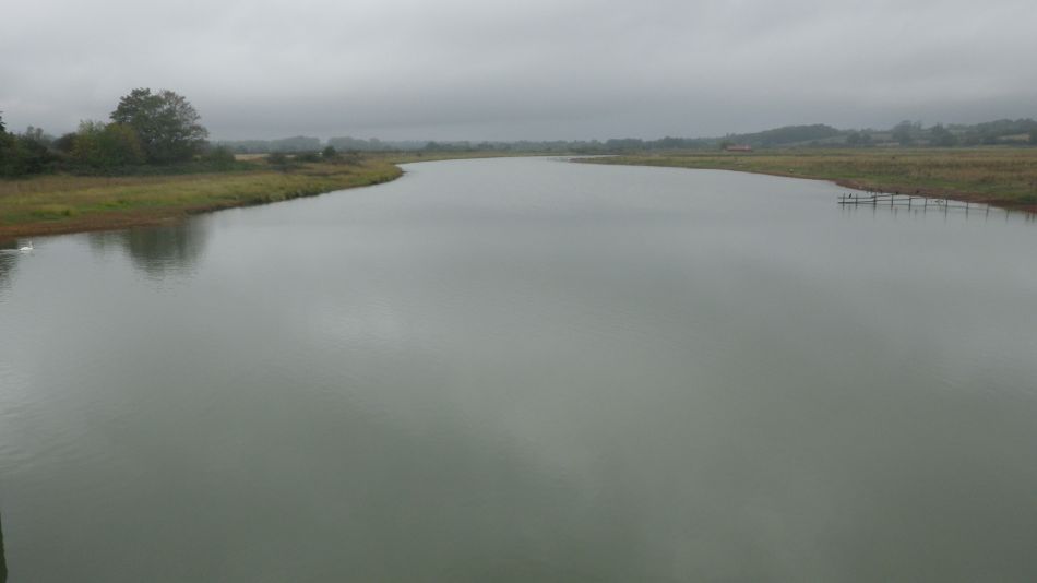 2020-09-01 07 Flatford and Cattawade.jpg