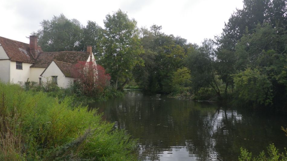 2020-09-01 21 Flatford and Cattawade.jpg