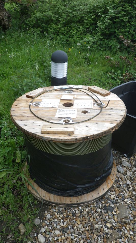 2019-04-01 01 Reel of Fibre Optic Cable.jpg