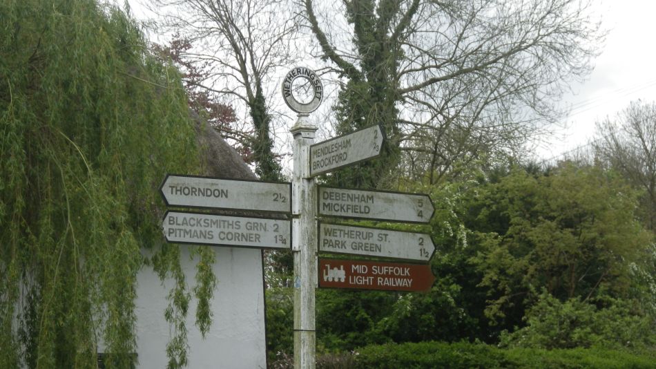 2019-04-01 04 Wetheringset Signs.jpg