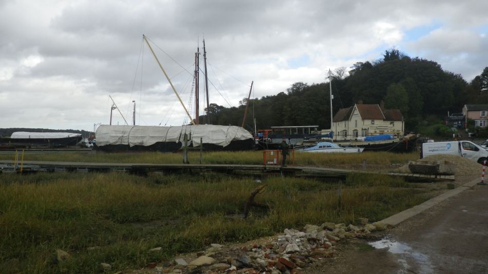 2020-09-06 09 Pin Mill and Wherstead.jpg