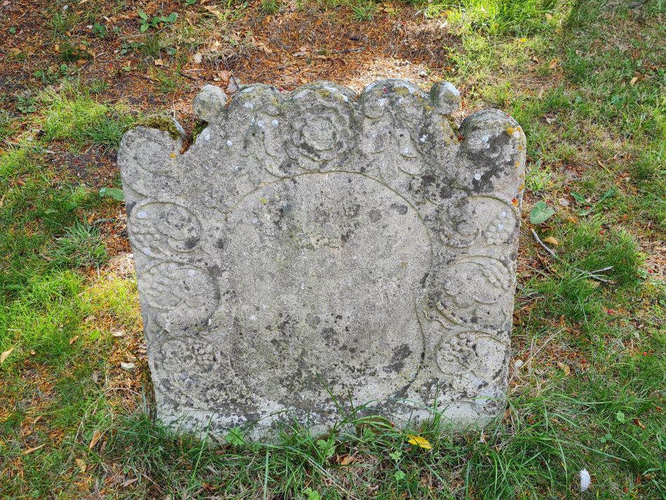 2022-09-22 14 Calstone Down.jpg