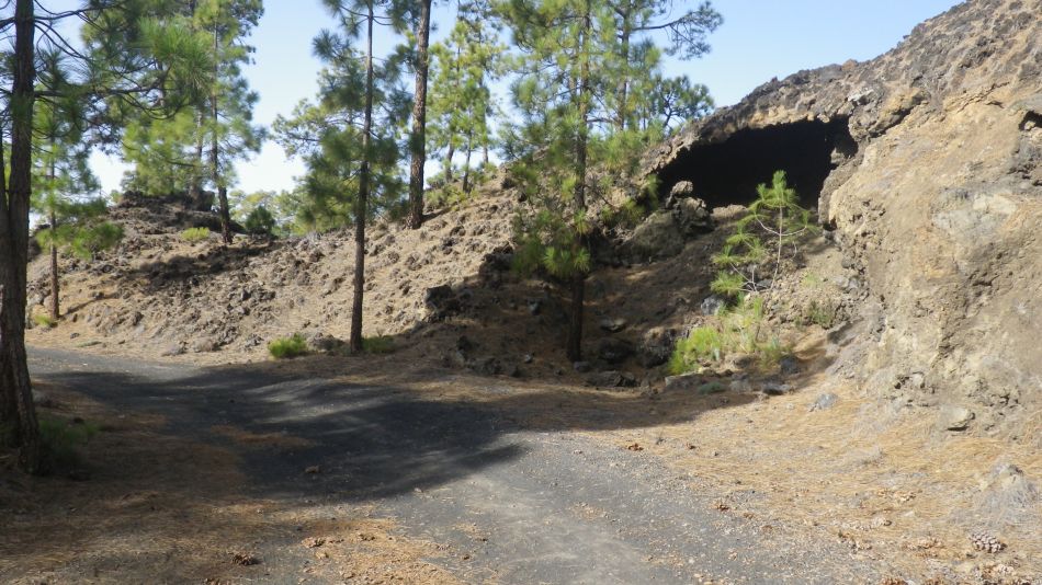 2020-05-01 13 Walk 20 Ermita Galeria Guia de Isora.jpg