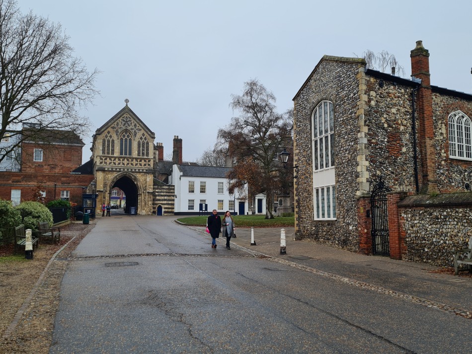 2021-12-14 20 Norwich Cathedral.jpg