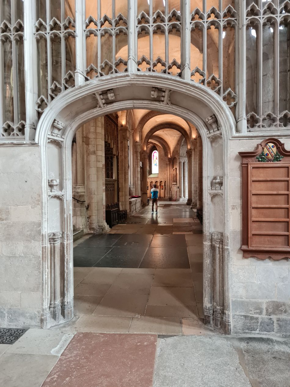2023-07-04 17 Norwich Cathedral.jpg