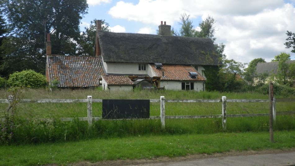 2020-06-20 01 Worlingworth and Fingal Street.jpg