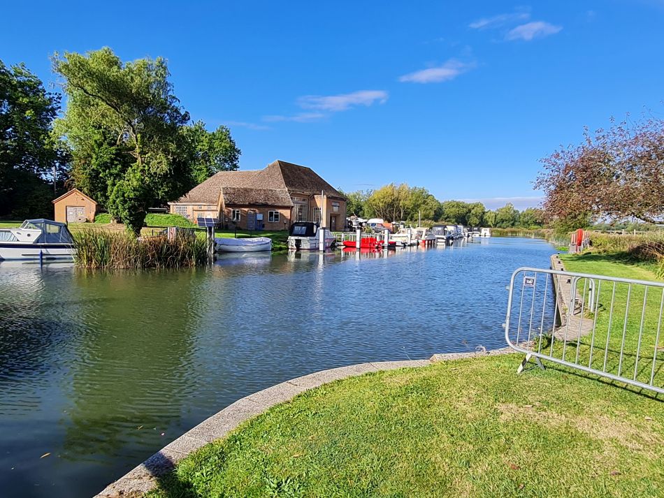 2021-09-24 06 Buscot to Kelmscott.jpg