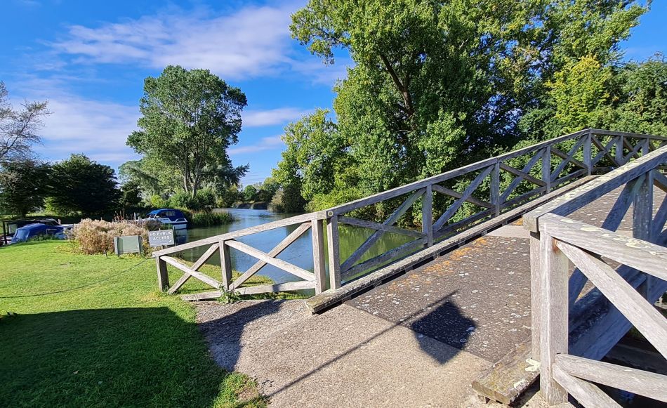 2021-09-24 16 Buscot to Kelmscott.jpg