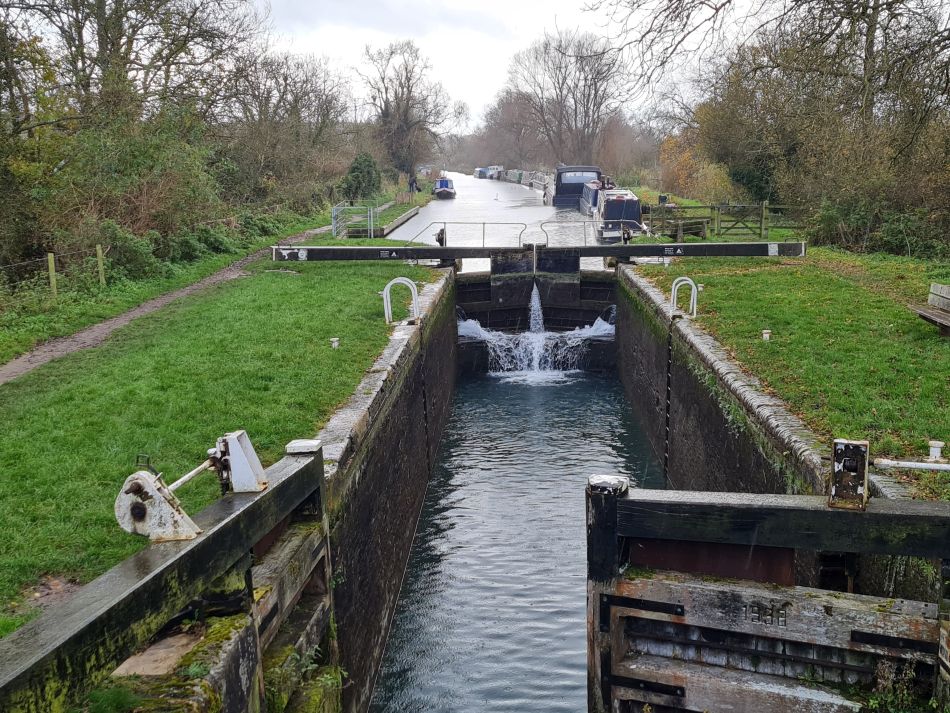 2021-11-26 07 Great Bedwyn and Crofton.jpg