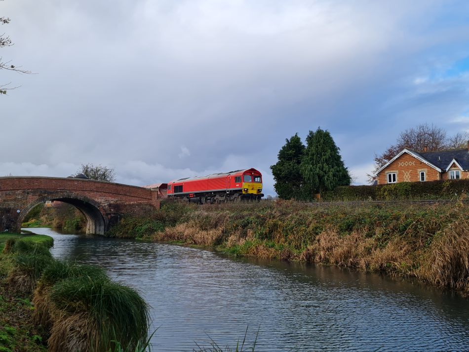 2021-11-26 08 Great Bedwyn and Crofton.jpg