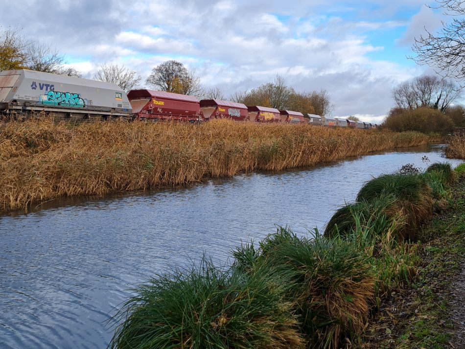 2021-11-26 11 Great Bedwyn and Crofton.jpg