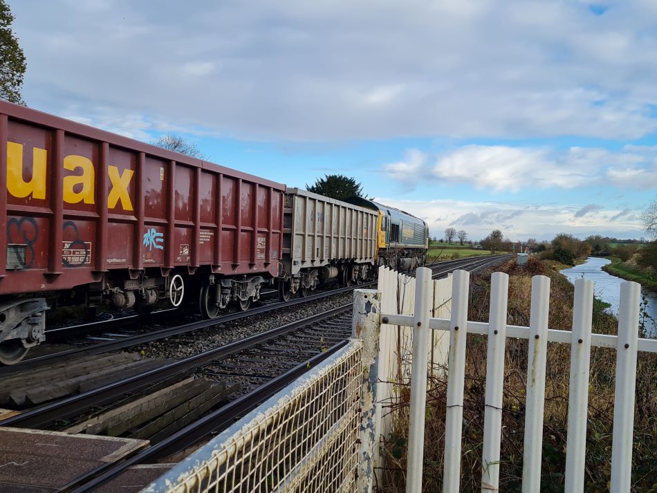 2021-11-26 13 Great Bedwyn and Crofton.jpg