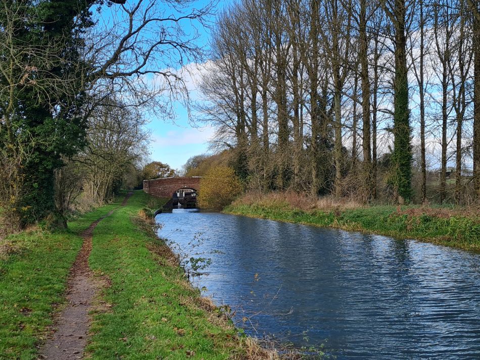 2021-11-26 22 Great Bedwyn and Crofton.jpg