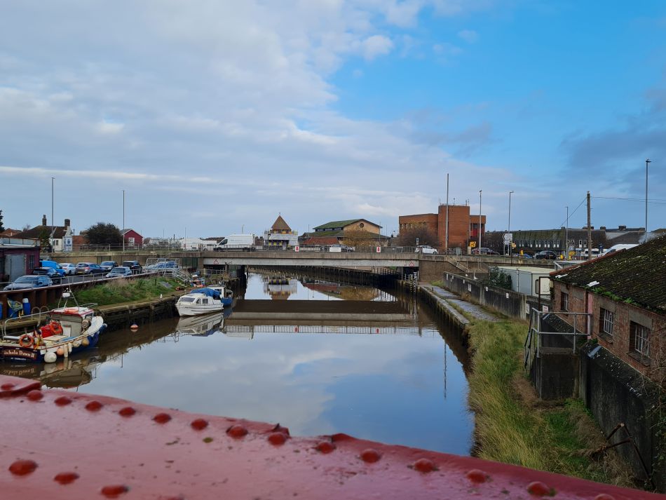 2022-12-01 20 Angles Way 28 - Breydon Water.jpg