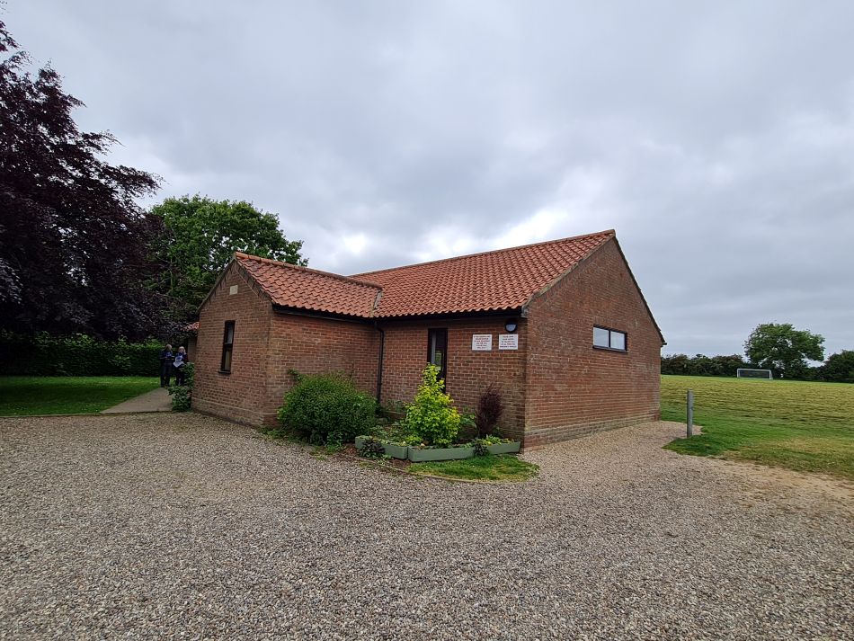 2023-06-08 05 Wensum at Great Plumstead.jpg