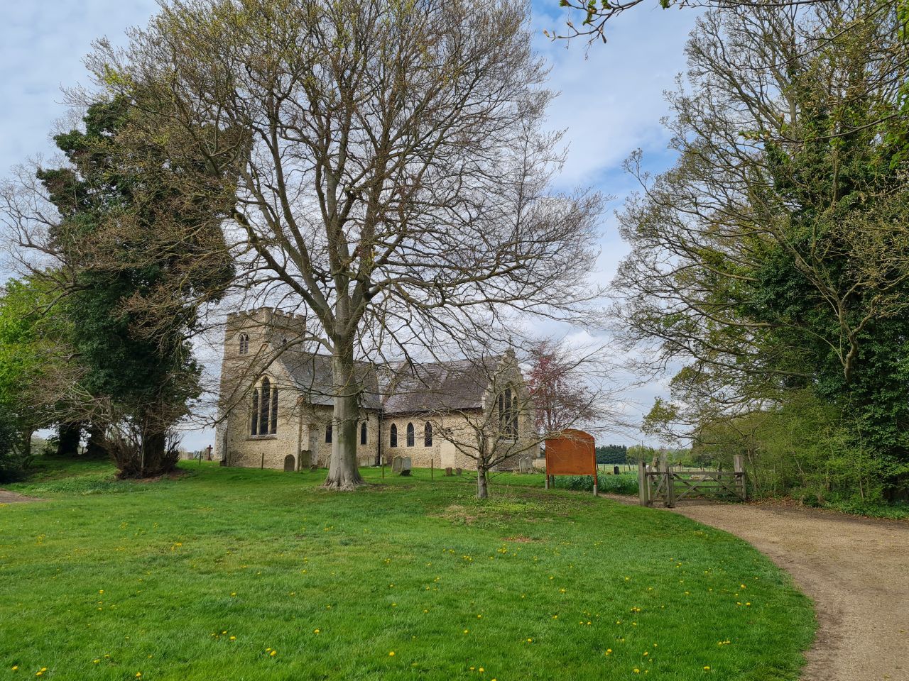 2025-04-19 08 Hunston Saint Michael.jpg