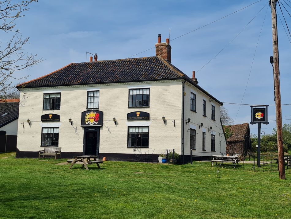 2023-05-03 22 Huntingfield.jpg