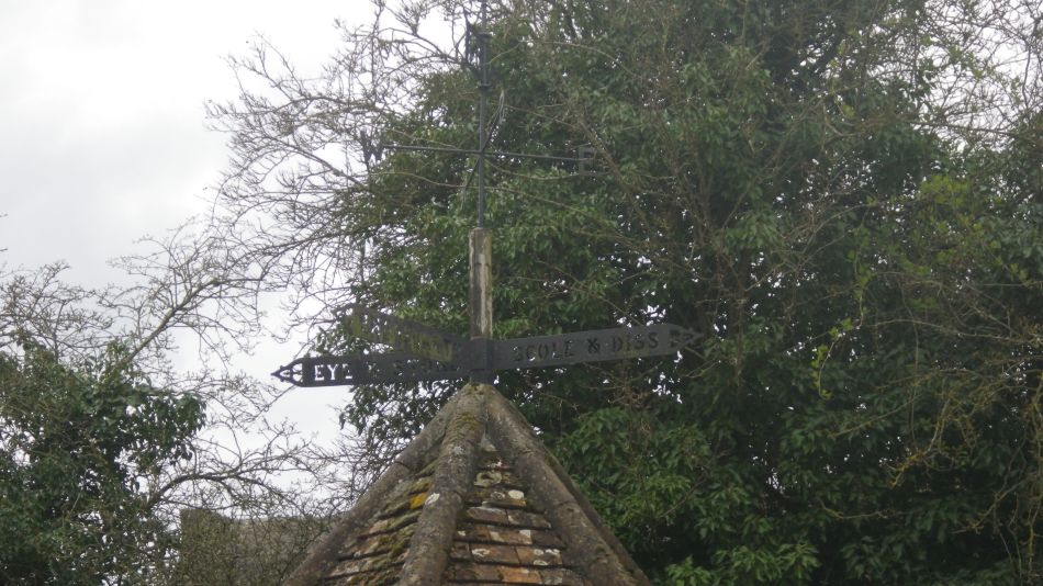 2019-03-19 05 Stradbrooke Denham Cross Street.JPG