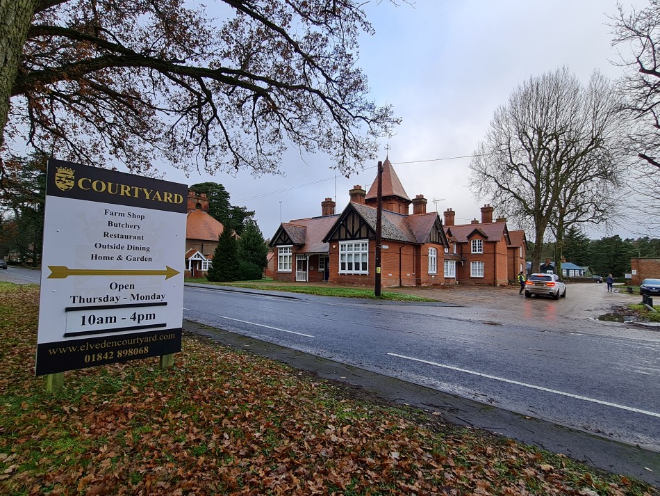 2021-12-18 03 Elveden.jpg