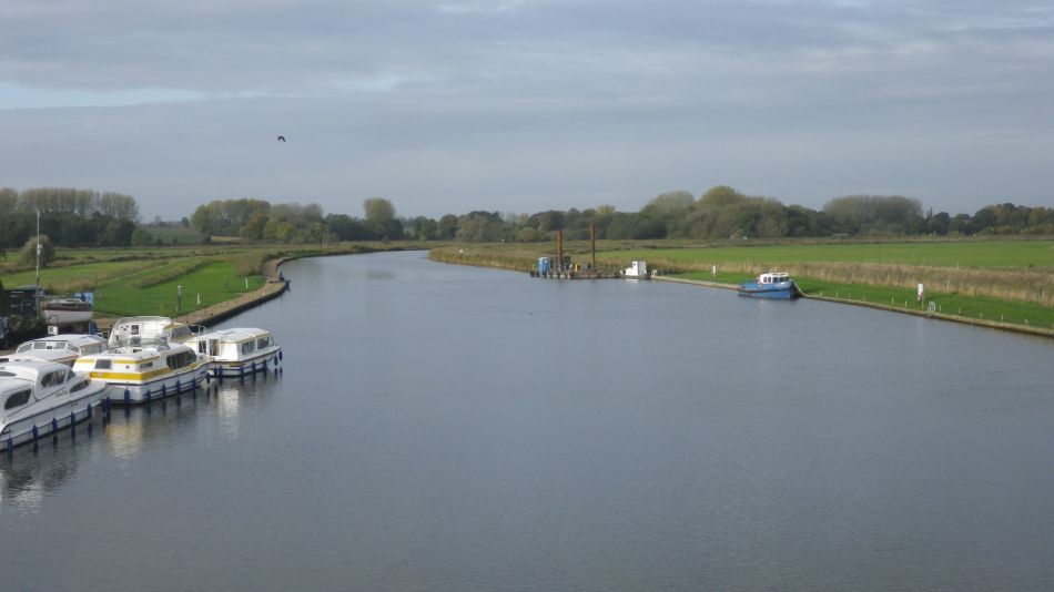 2019-11-03 04 Acle.jpg