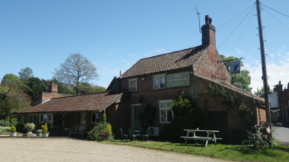 2019-05-16 11 Waveney Way 6 - Wherry Inn.jpg
