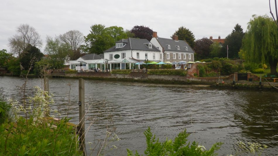 2019-05-16 23 Waveney House Hotel.jpg