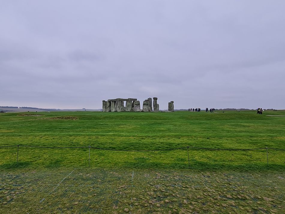2021-11-24 18 Stonehenge and Amesbury.jpg