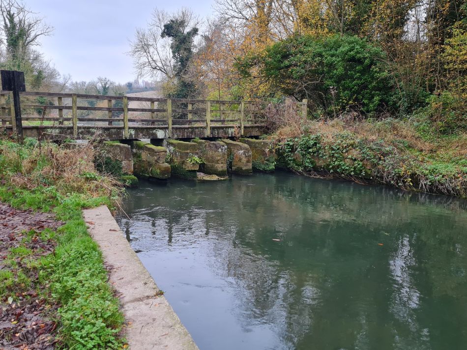 2021-11-24 58 Stonehenge and Amesbury.jpg