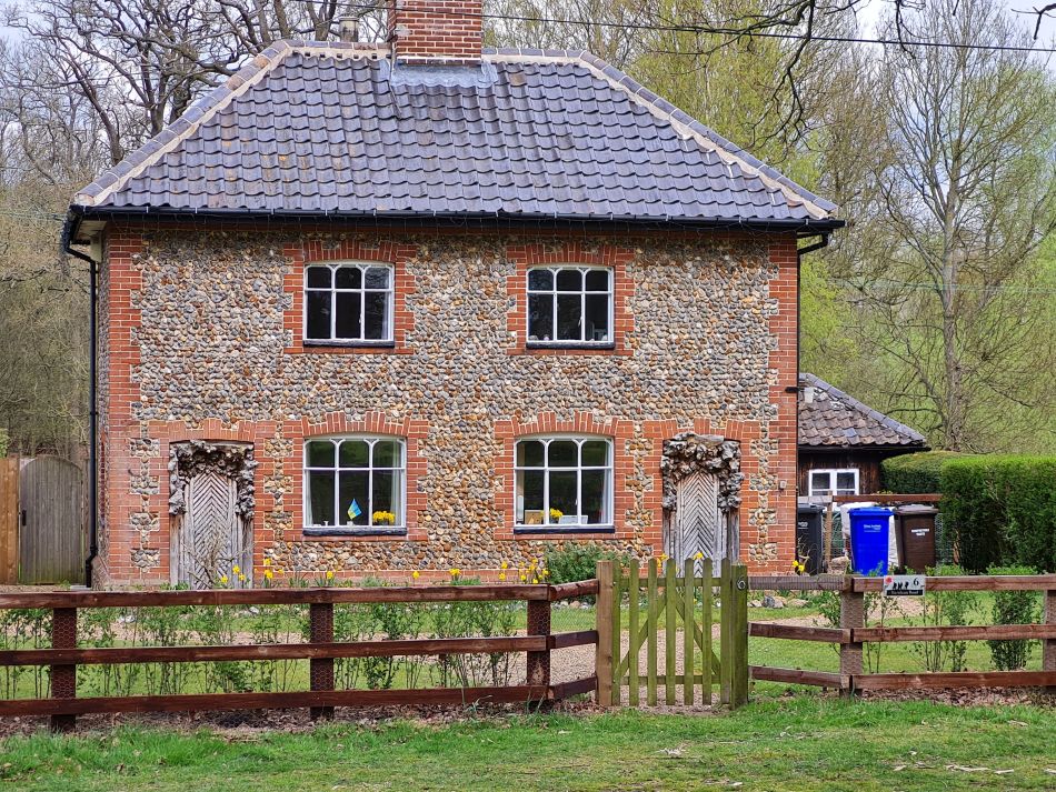 2022-04-14 12 Angles Way 4 - Barnham.jpg