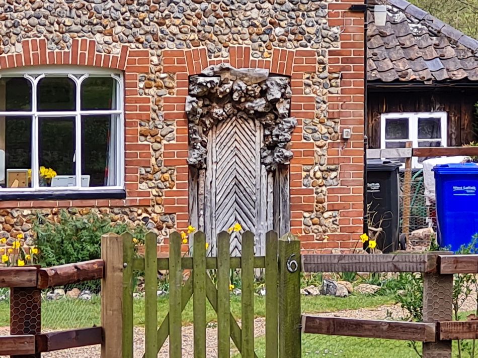 2022-04-14 13 Angles Way 4 - Barnham.jpg