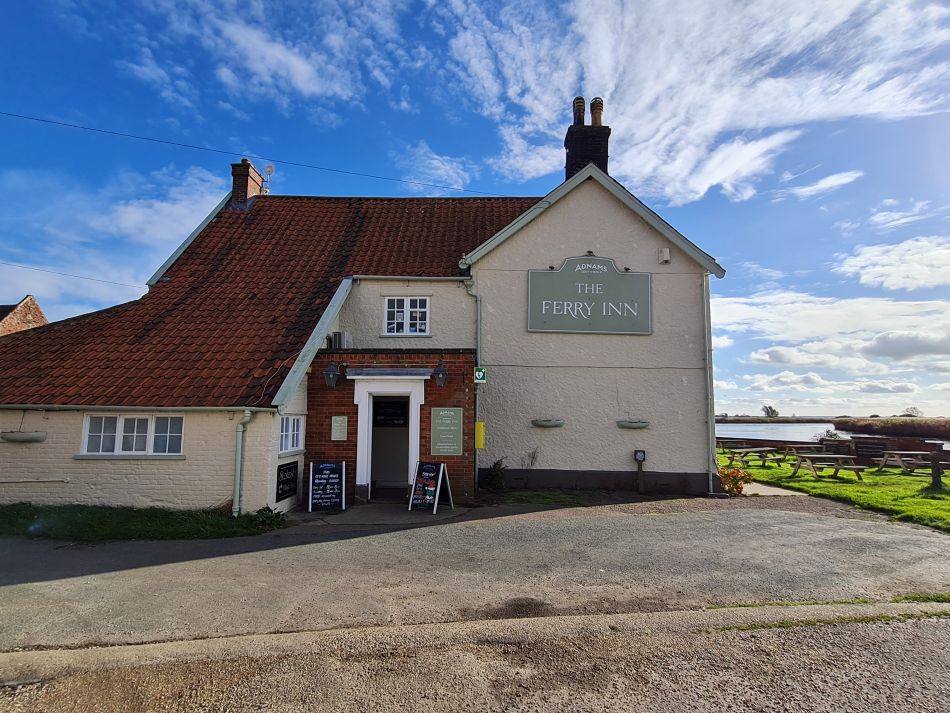 2023-11-07 30 Stokesby and Muck Fleet.jpg