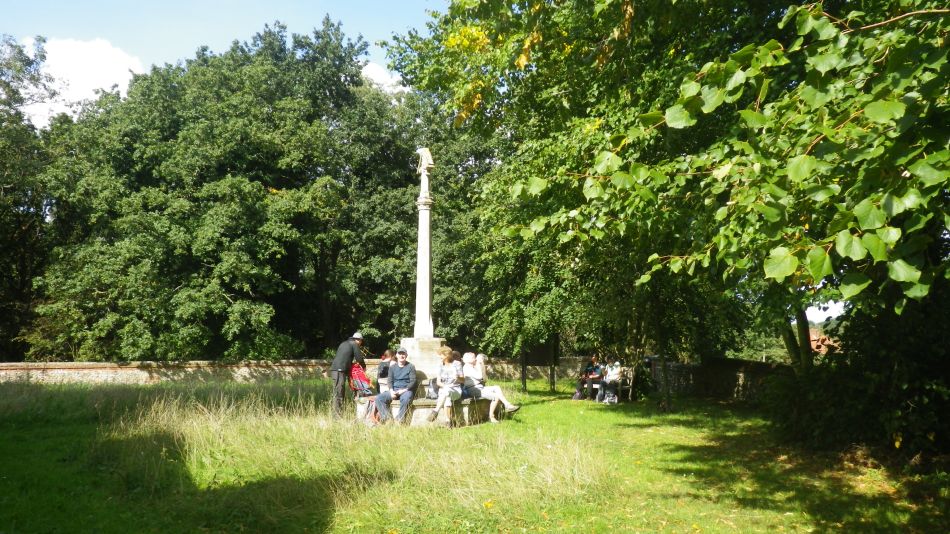 2018-09-15 08 Bergh Apton Ashby Hellington.jpg