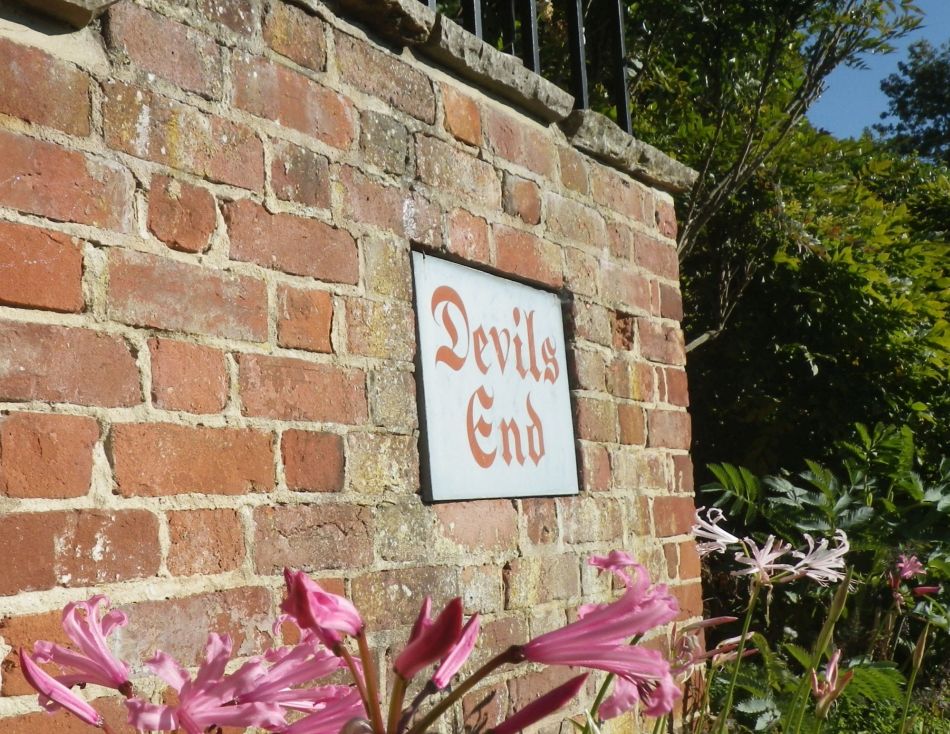 2018-10-21-02 Toft-Monks - Sausage Roll Walk.jpg