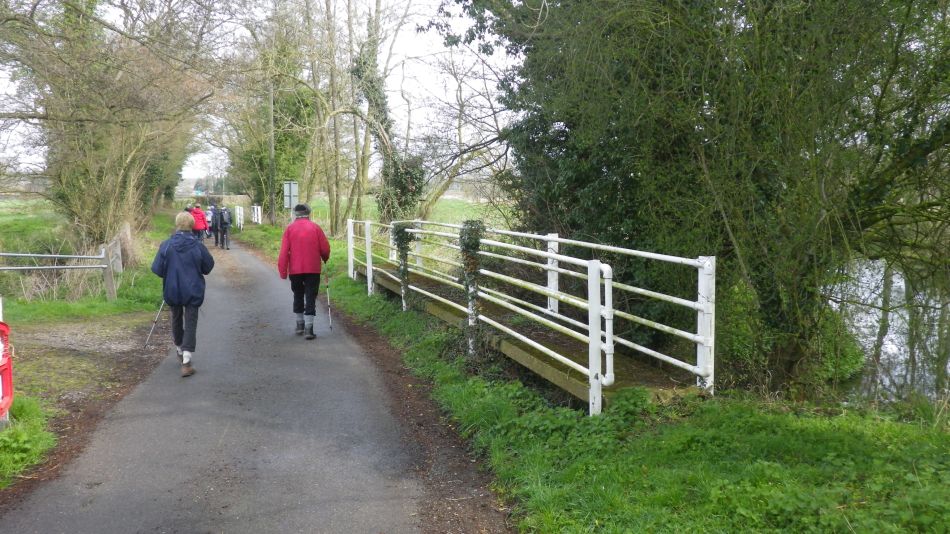 2019-04-03 08 Waveney near Needham.JPG