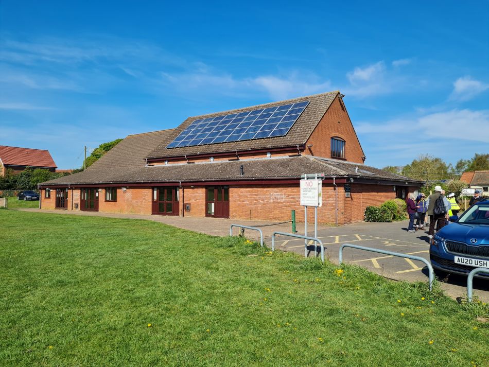 2022-04-21 02 Wensum at Hempnall.jpg